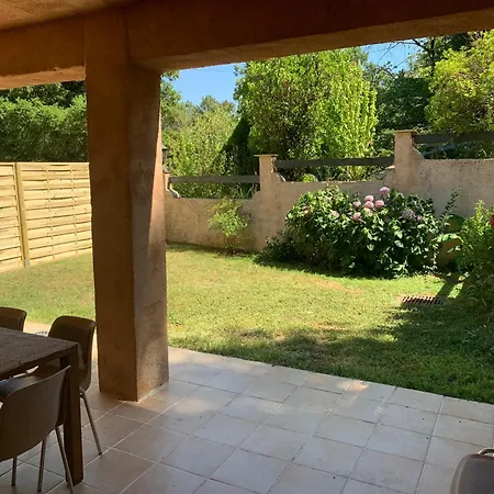 Appartamento Avec Jardin à 800m De La Rivière *